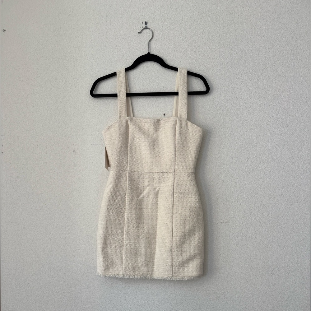 Aritzia Babaton Cream Sleeveless Dress